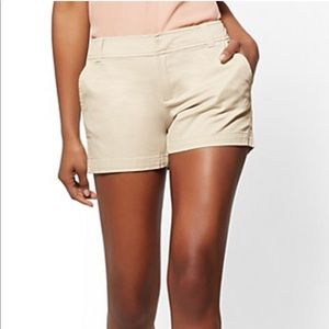 New York & Co shorts